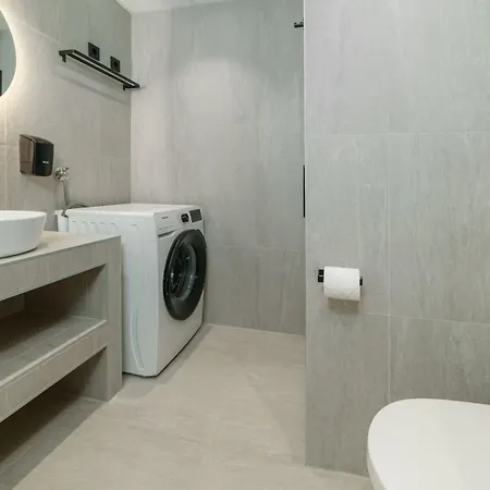 Maya - Carl Berner アパートホテル オスロ