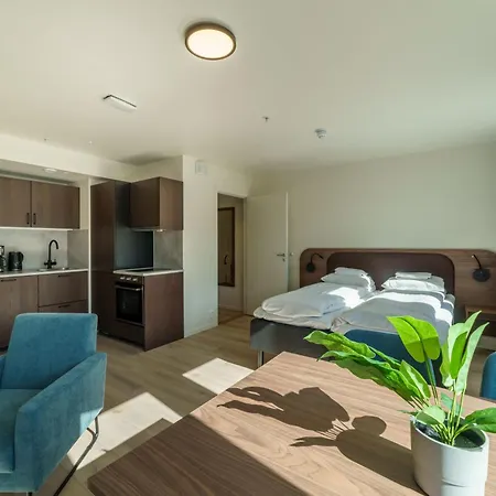 Maya - Carl Berner 3*