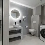 Maya - Carl Berner Appart hôtel 3*